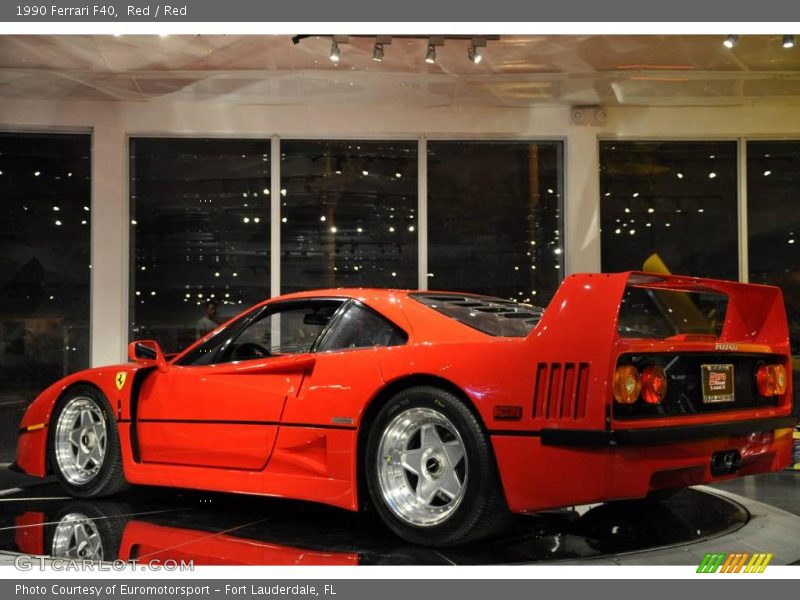 Red / Red 1990 Ferrari F40