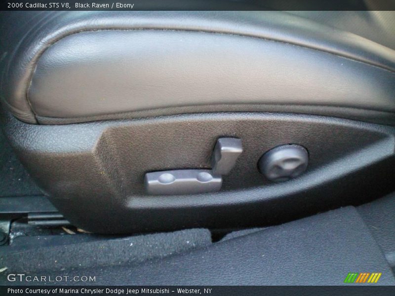 Black Raven / Ebony 2006 Cadillac STS V8