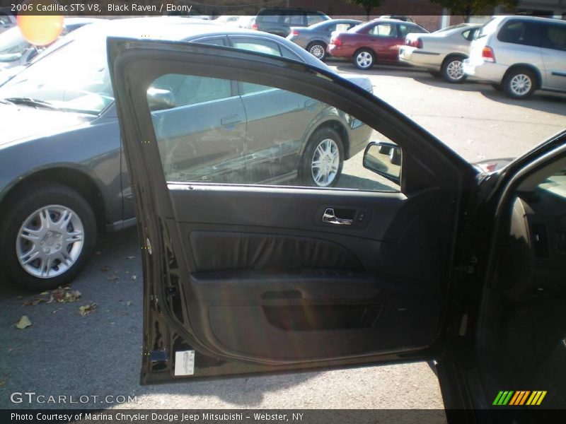 Black Raven / Ebony 2006 Cadillac STS V8