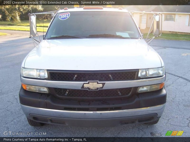 Summit White / Graphite 2002 Chevrolet Silverado 3500 Extended Cab Chassis