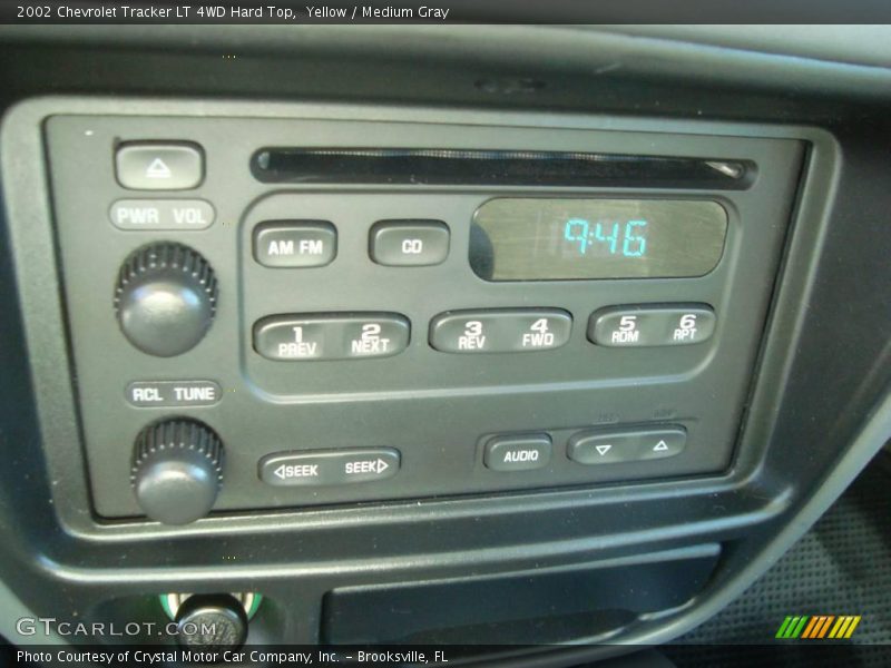 Yellow / Medium Gray 2002 Chevrolet Tracker LT 4WD Hard Top