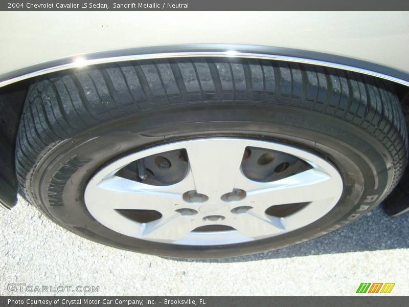 Sandrift Metallic / Neutral 2004 Chevrolet Cavalier LS Sedan
