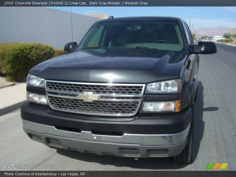 Dark Gray Metallic / Medium Gray 2005 Chevrolet Silverado 2500HD LS Crew Cab