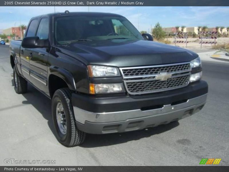 Dark Gray Metallic / Medium Gray 2005 Chevrolet Silverado 2500HD LS Crew Cab