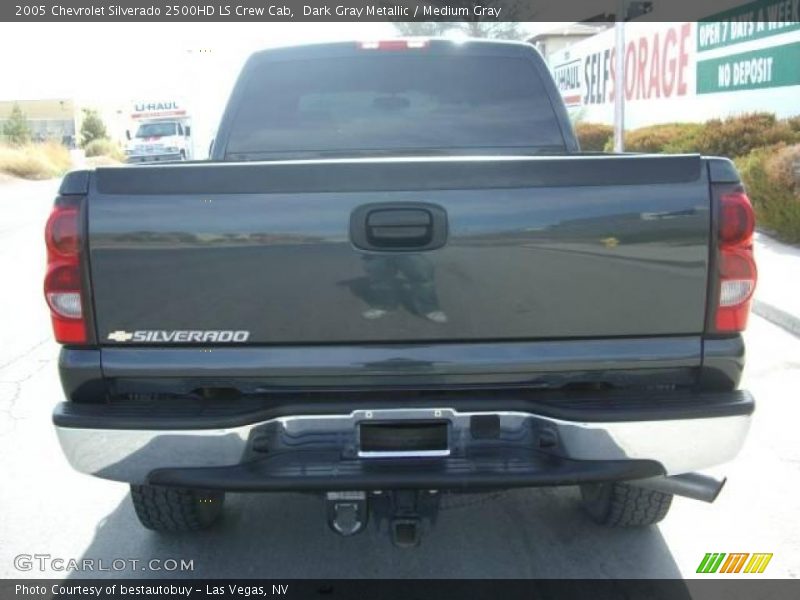 Dark Gray Metallic / Medium Gray 2005 Chevrolet Silverado 2500HD LS Crew Cab