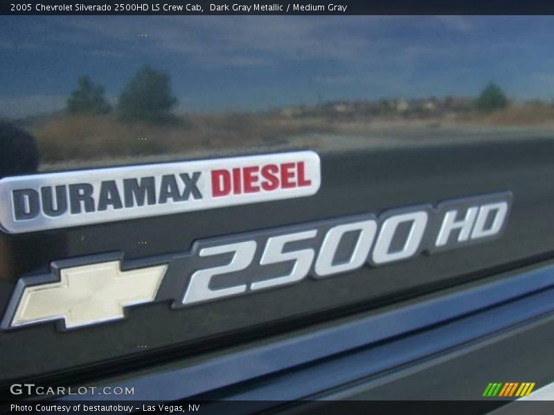 Dark Gray Metallic / Medium Gray 2005 Chevrolet Silverado 2500HD LS Crew Cab