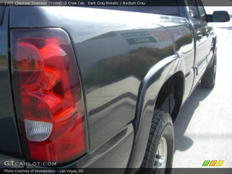 Dark Gray Metallic / Medium Gray 2005 Chevrolet Silverado 2500HD LS Crew Cab