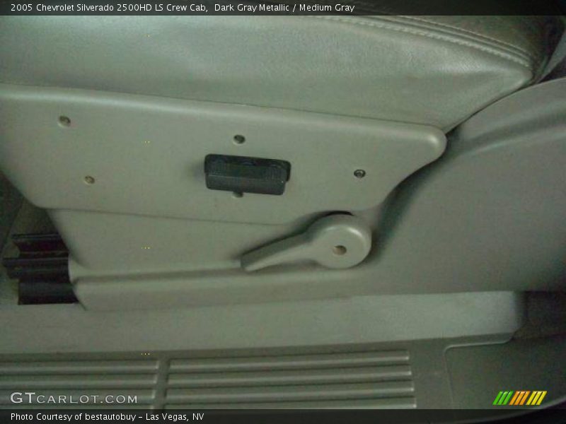 Dark Gray Metallic / Medium Gray 2005 Chevrolet Silverado 2500HD LS Crew Cab