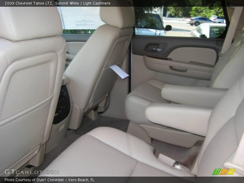 Summit White / Light Cashmere 2009 Chevrolet Tahoe LTZ