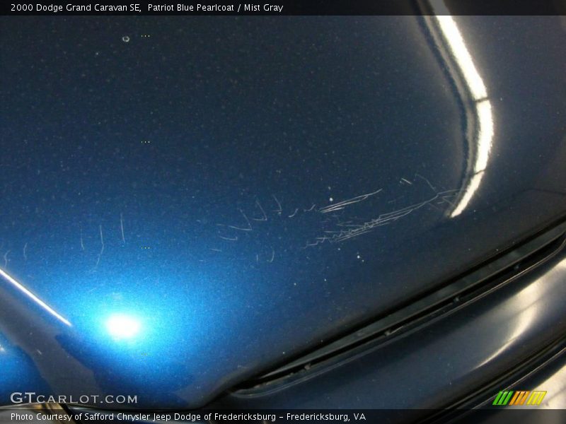 Patriot Blue Pearlcoat / Mist Gray 2000 Dodge Grand Caravan SE