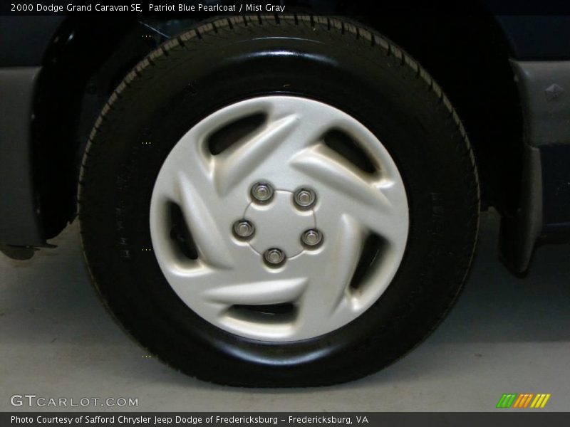 Patriot Blue Pearlcoat / Mist Gray 2000 Dodge Grand Caravan SE