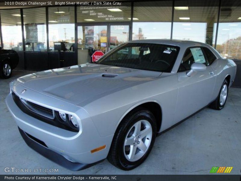 Bright Silver Metallic / Dark Slate Gray 2010 Dodge Challenger SE