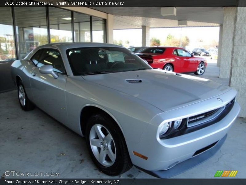 Bright Silver Metallic / Dark Slate Gray 2010 Dodge Challenger SE