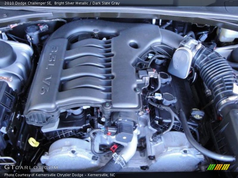 Bright Silver Metallic / Dark Slate Gray 2010 Dodge Challenger SE