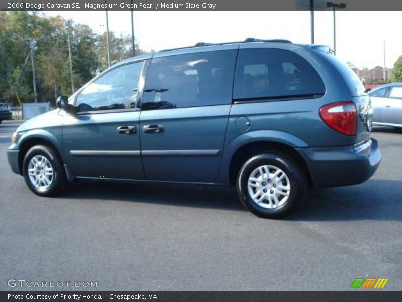 Magnesium Green Pearl / Medium Slate Gray 2006 Dodge Caravan SE