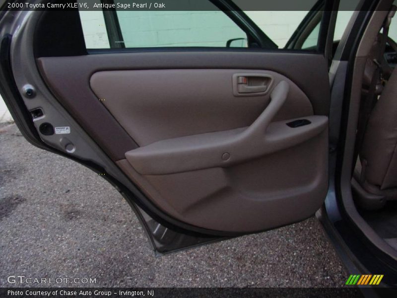 Antique Sage Pearl / Oak 2000 Toyota Camry XLE V6