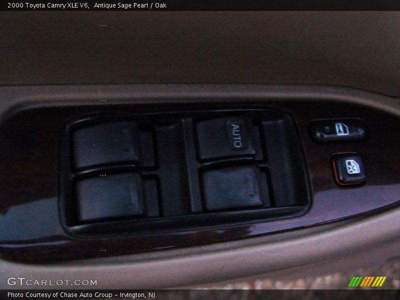 Antique Sage Pearl / Oak 2000 Toyota Camry XLE V6