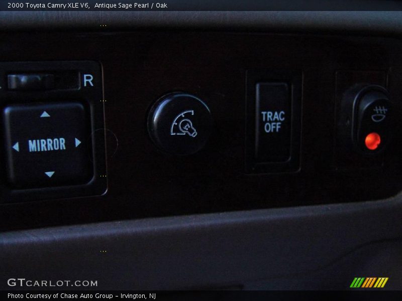 Antique Sage Pearl / Oak 2000 Toyota Camry XLE V6