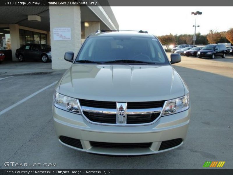 White Gold / Dark Slate Gray 2010 Dodge Journey SE