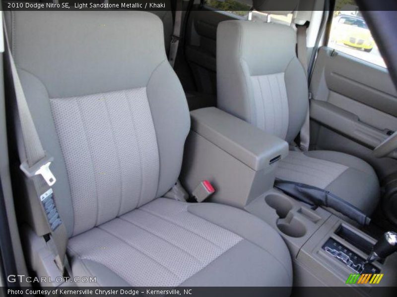 Light Sandstone Metallic / Khaki 2010 Dodge Nitro SE
