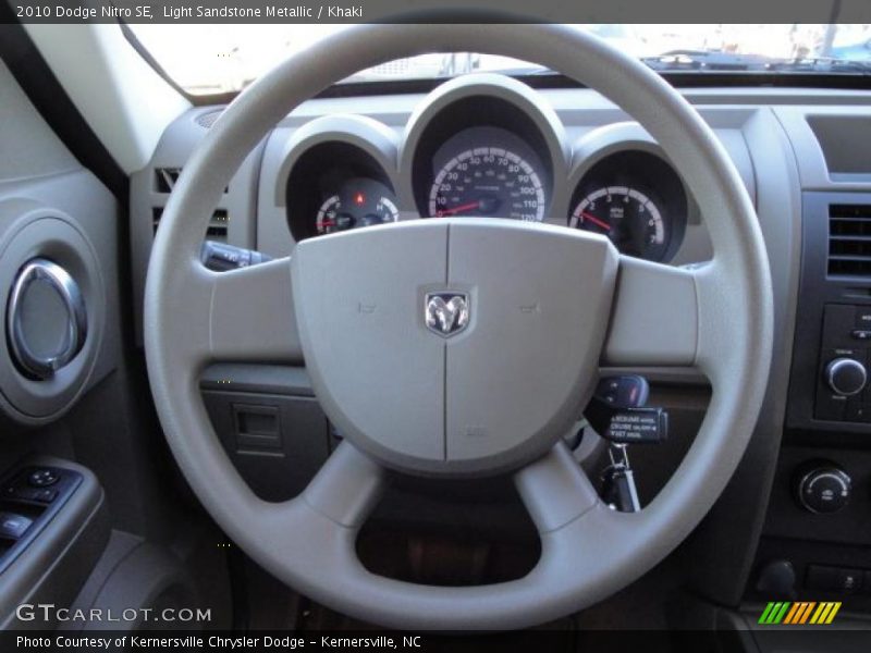Light Sandstone Metallic / Khaki 2010 Dodge Nitro SE