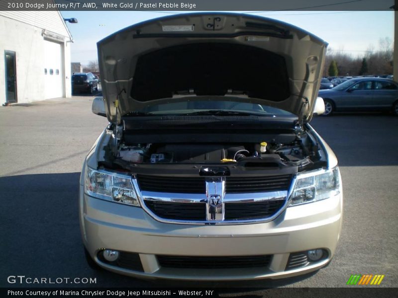 White Gold / Pastel Pebble Beige 2010 Dodge Journey R/T AWD