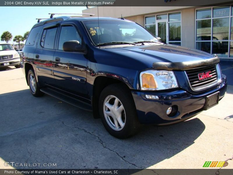 Indigo Blue Metallic / Medium Pewter 2004 GMC Envoy XUV SLE