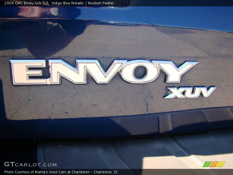 Indigo Blue Metallic / Medium Pewter 2004 GMC Envoy XUV SLE
