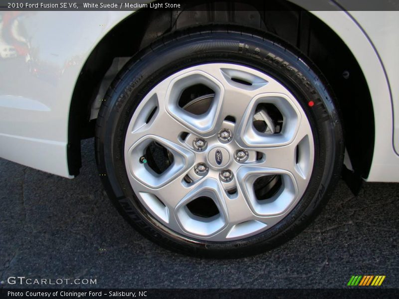 White Suede / Medium Light Stone 2010 Ford Fusion SE V6