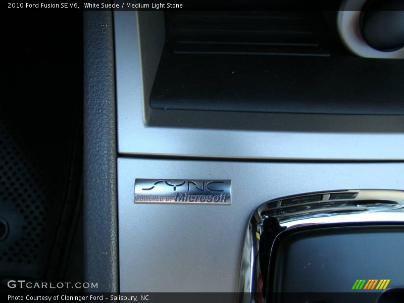 White Suede / Medium Light Stone 2010 Ford Fusion SE V6