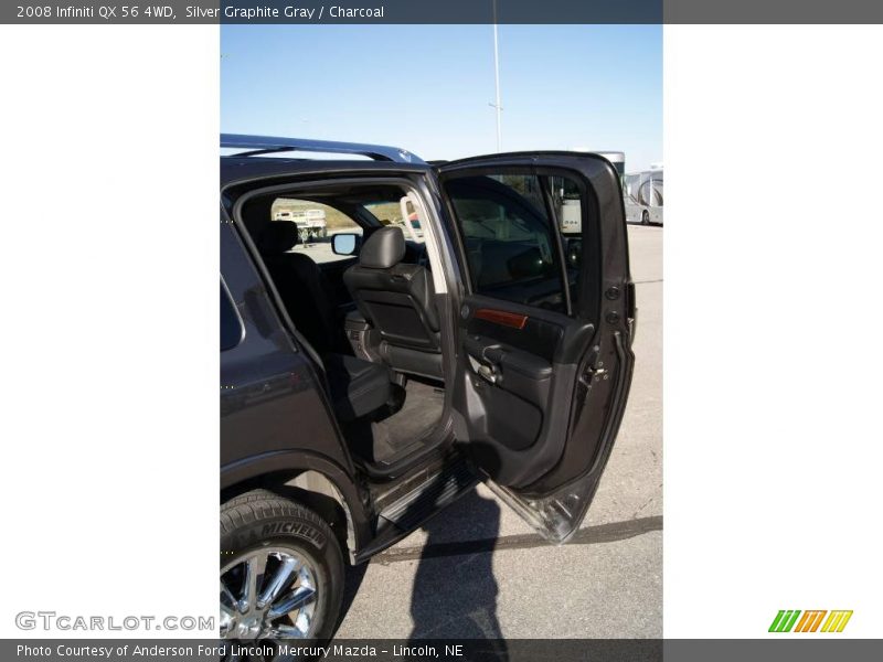 Silver Graphite Gray / Charcoal 2008 Infiniti QX 56 4WD