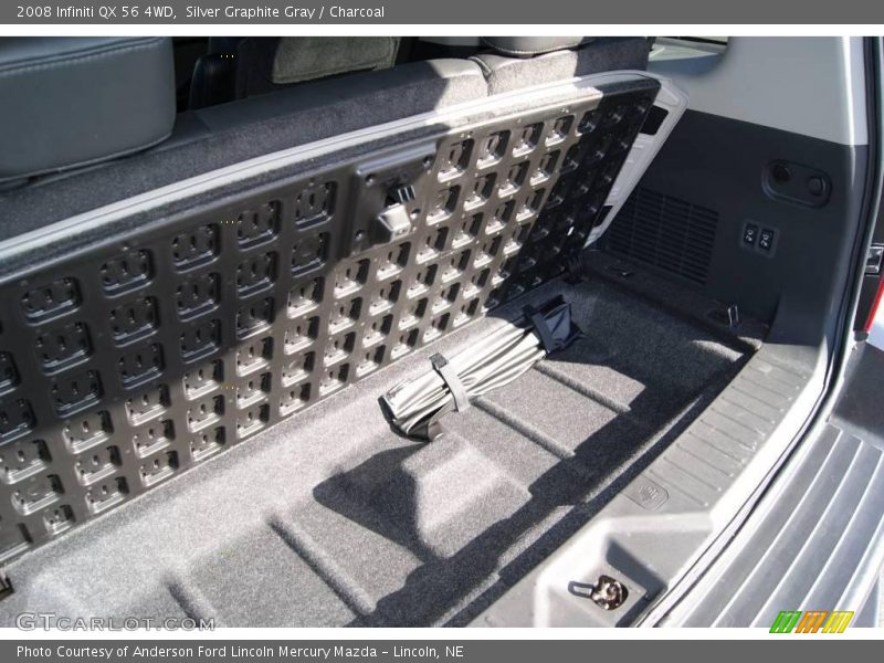 Silver Graphite Gray / Charcoal 2008 Infiniti QX 56 4WD