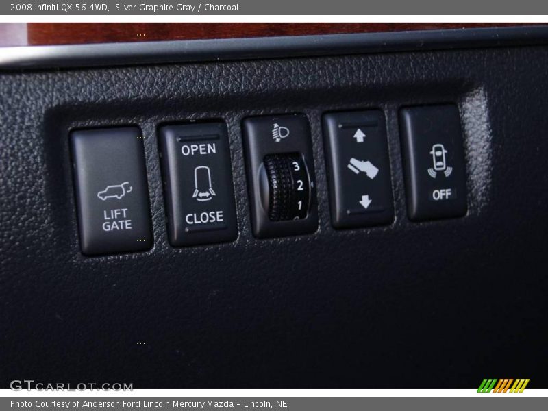 Silver Graphite Gray / Charcoal 2008 Infiniti QX 56 4WD