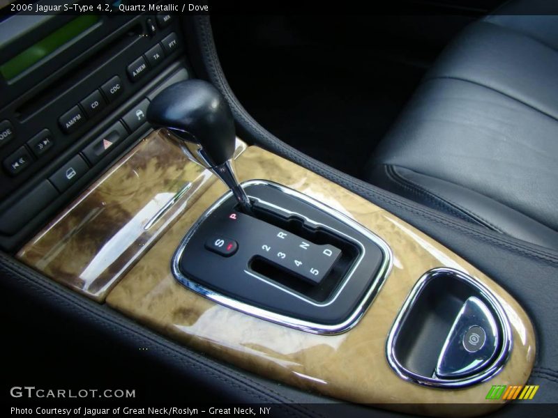 Quartz Metallic / Dove 2006 Jaguar S-Type 4.2