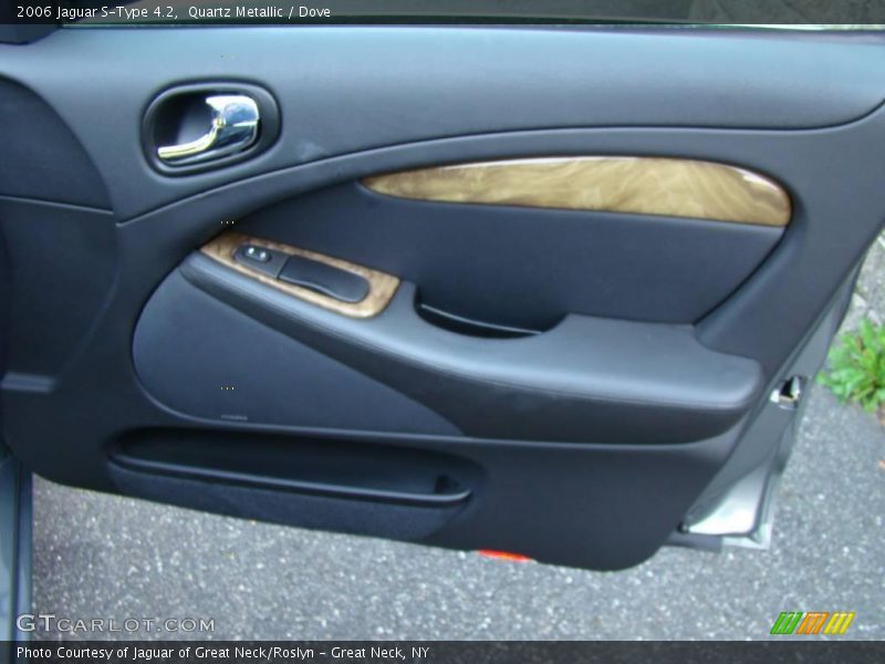 Quartz Metallic / Dove 2006 Jaguar S-Type 4.2