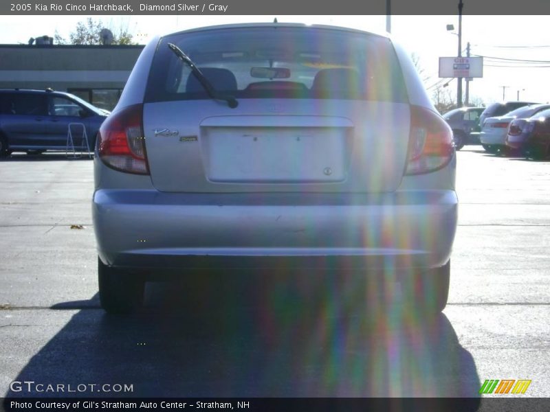 Diamond Silver / Gray 2005 Kia Rio Cinco Hatchback