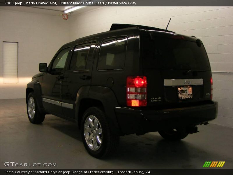 Brilliant Black Crystal Pearl / Pastel Slate Gray 2008 Jeep Liberty Limited 4x4