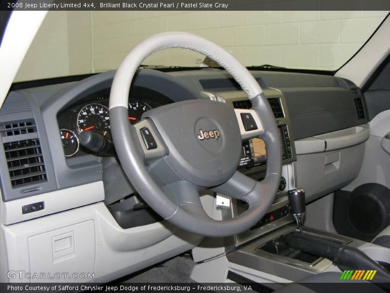 Brilliant Black Crystal Pearl / Pastel Slate Gray 2008 Jeep Liberty Limited 4x4