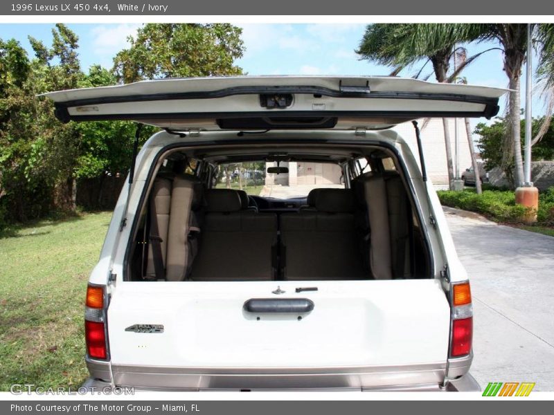 White / Ivory 1996 Lexus LX 450 4x4