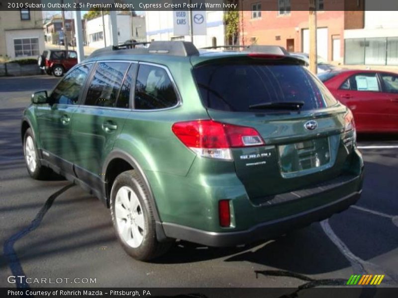 Cypress Green Pearl / Warm Ivory 2010 Subaru Outback 2.5i Premium Wagon