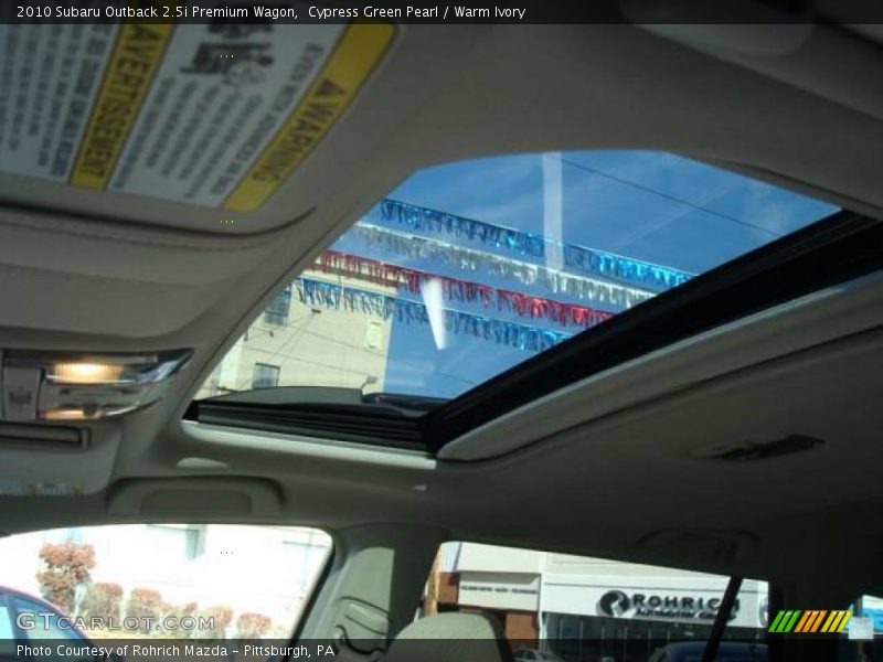 Cypress Green Pearl / Warm Ivory 2010 Subaru Outback 2.5i Premium Wagon
