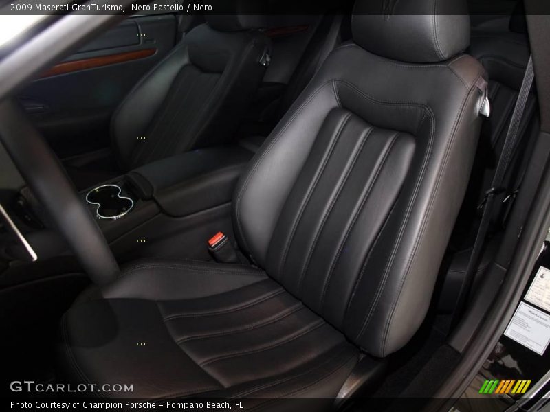  2009 GranTurismo  Nero Interior