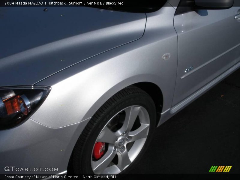 Sunlight Silver Mica / Black/Red 2004 Mazda MAZDA3 s Hatchback