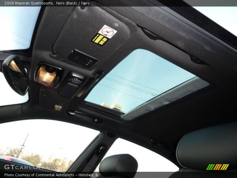 Nero (Black) / Nero 2009 Maserati Quattroporte