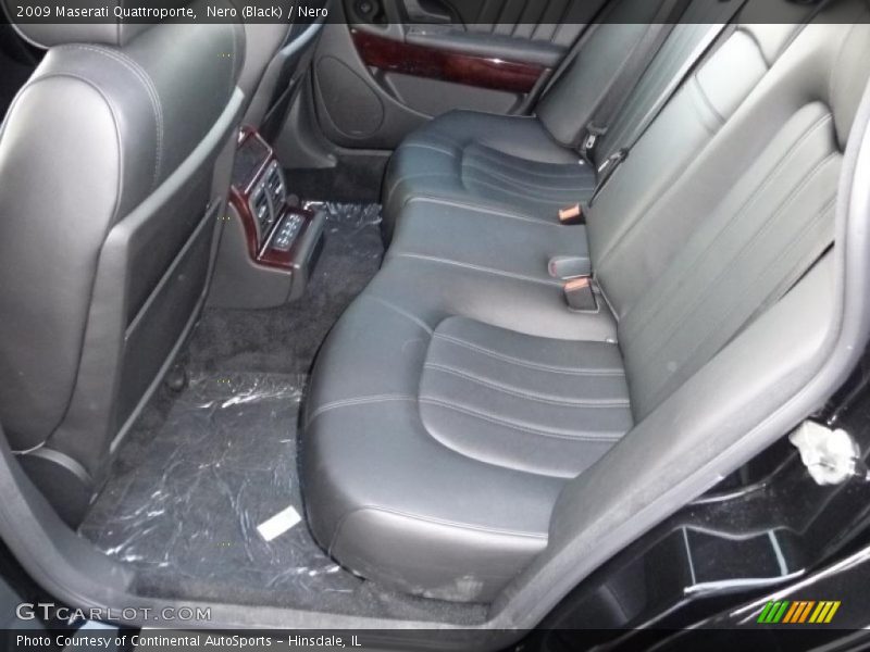 Nero (Black) / Nero 2009 Maserati Quattroporte