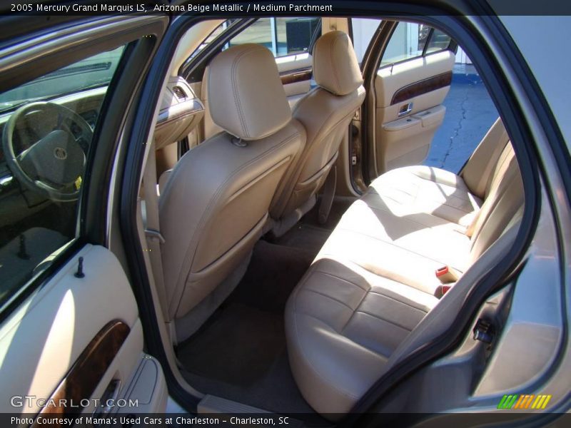 Arizona Beige Metallic / Medium Parchment 2005 Mercury Grand Marquis LS