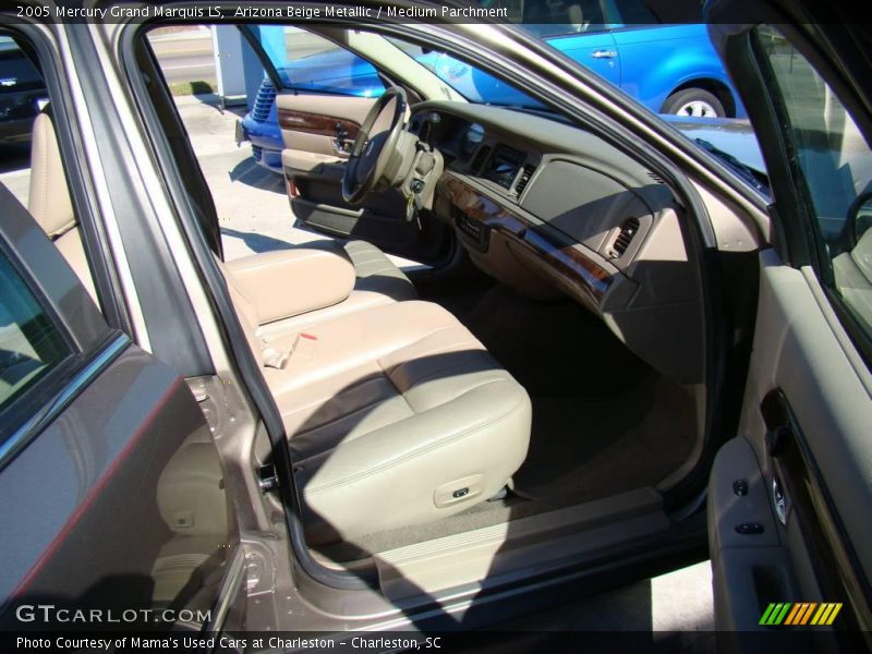 Arizona Beige Metallic / Medium Parchment 2005 Mercury Grand Marquis LS
