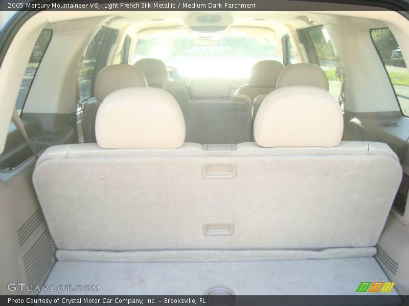 Light French Silk Metallic / Medium Dark Parchment 2005 Mercury Mountaineer V6