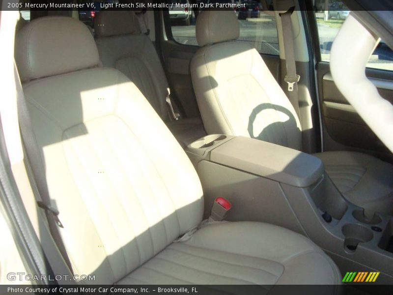 Light French Silk Metallic / Medium Dark Parchment 2005 Mercury Mountaineer V6