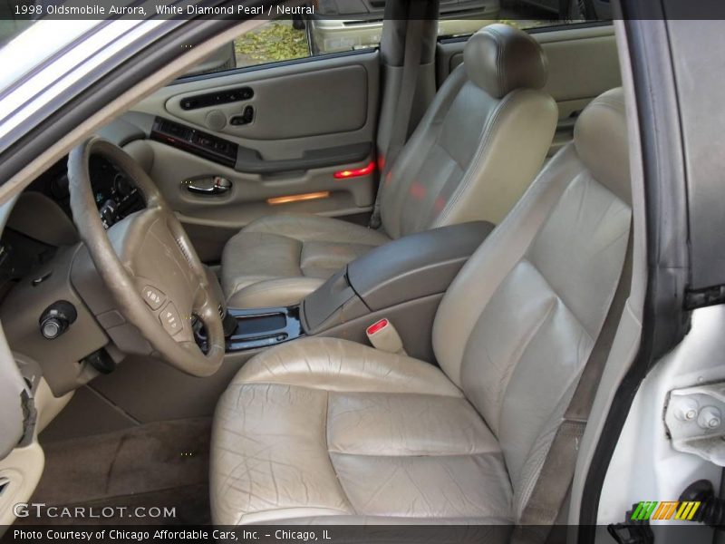 White Diamond Pearl / Neutral 1998 Oldsmobile Aurora